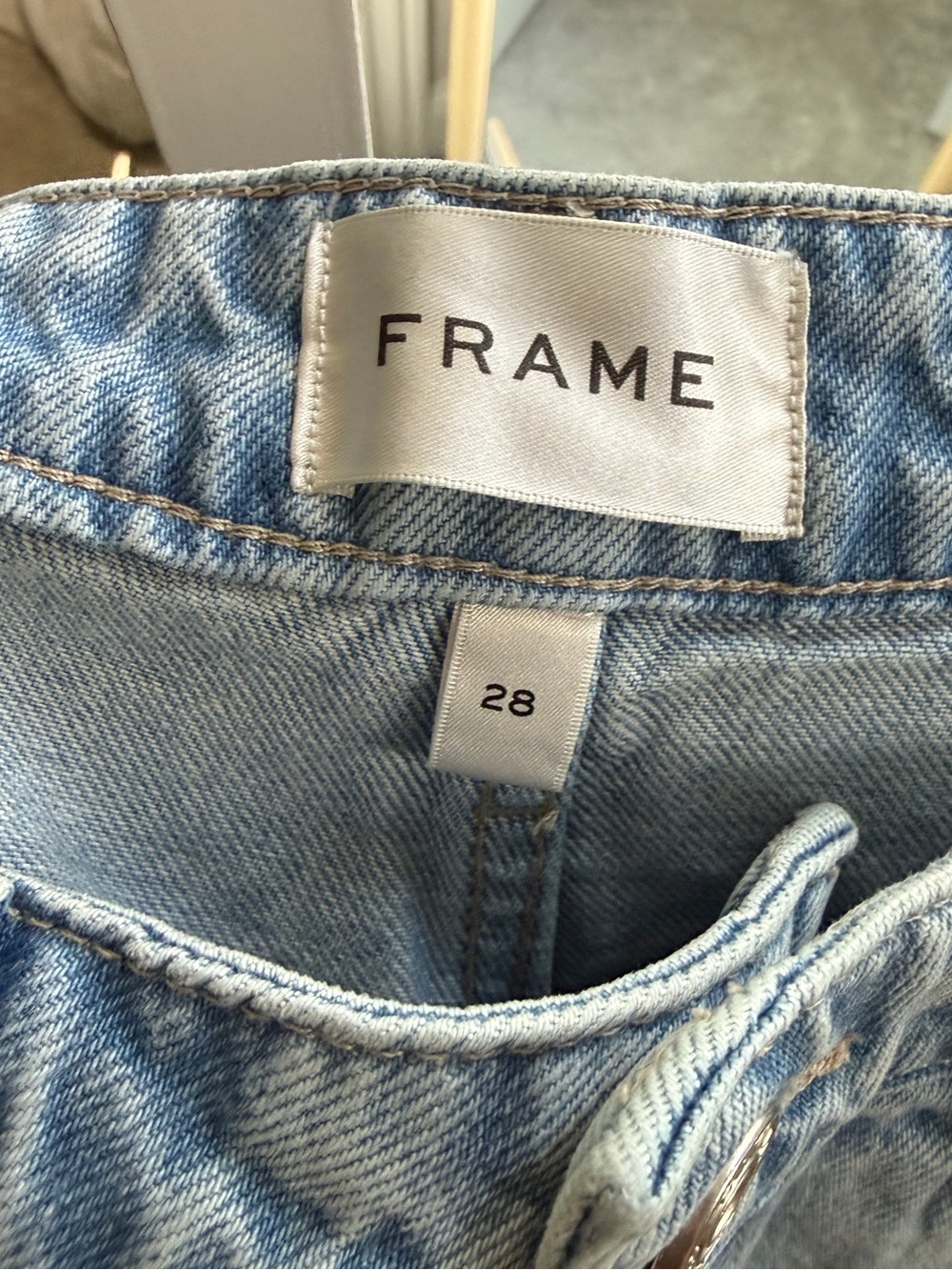 Frame Barrel Jeans - Picture 4 of 5